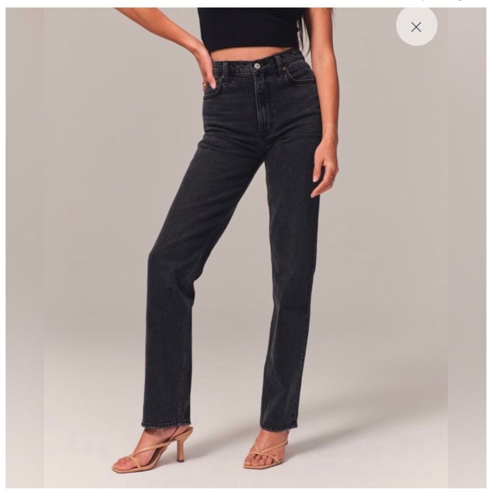 Abercrombie & Fitch 90's Straight Ultra High Rise Black Jeans Size 32